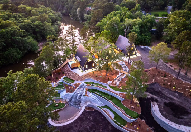luxury a-frame cabin in arkansas