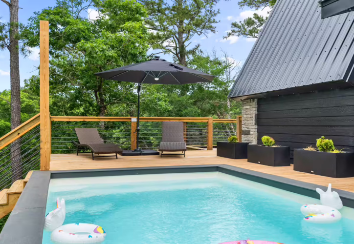 luxury a-frame cabin in arkansas