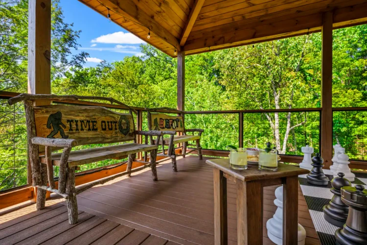 pet frienldy cabins in smoky mountains