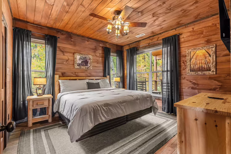 pet frienldy cabins in smoky mountains