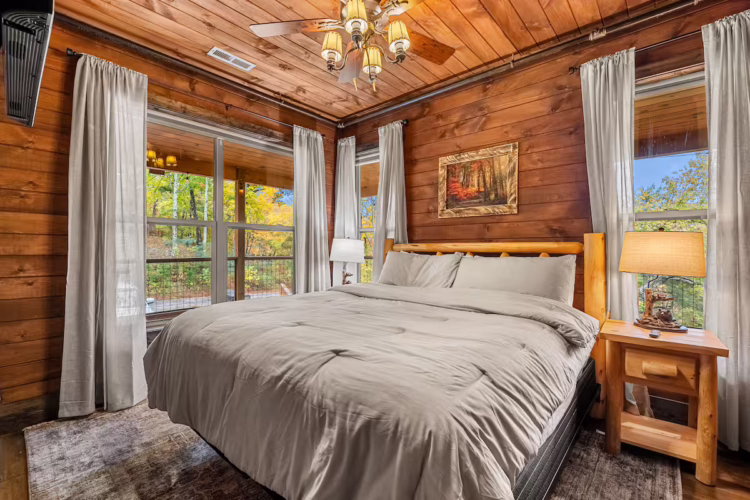 pet frienldy cabins in smoky mountains