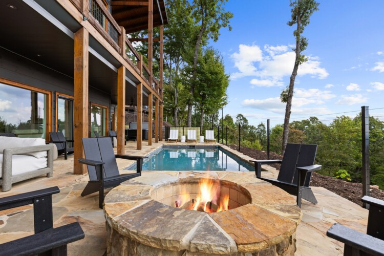 swimming pool cabin north georgia