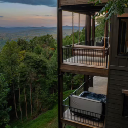 6br luxury north georgia cabin with lake views