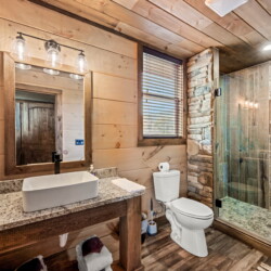big cabins in pigeon forge tn