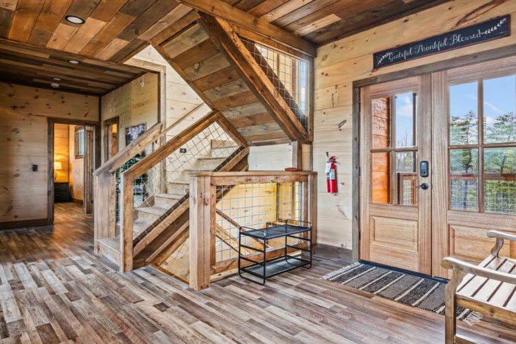 big cabins in pigeon forge tn