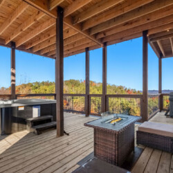 big cabins in pigeon forge tn
