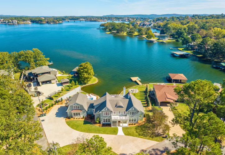 arkansas lake house rentals