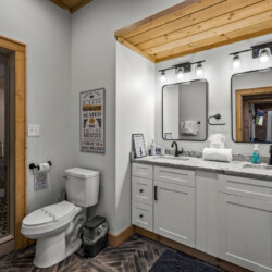 large group cabins in pigeon forge