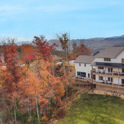 large group cabins in pigeon forge