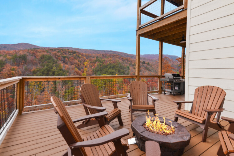 large group cabins in pigeon forge
