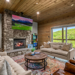 large group cabins in pigeon forge