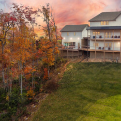 large group cabins in pigeon forge