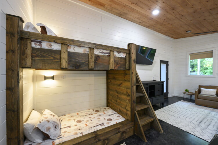 pet friendly cabins in broken bow