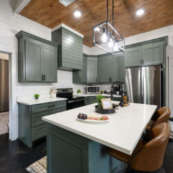 broken bow cabins pet friendly