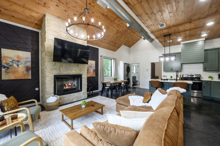 broken bow cabins pet friendly