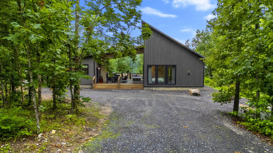 broken bow cabins pet friendly
