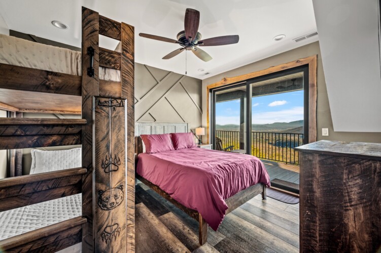 large cabin rentals in pigeon forge