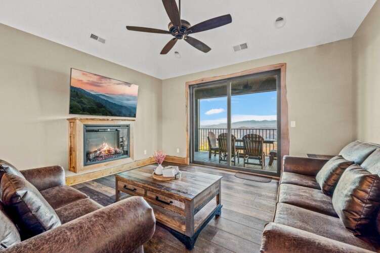 large cabin rentals in pigeon forge