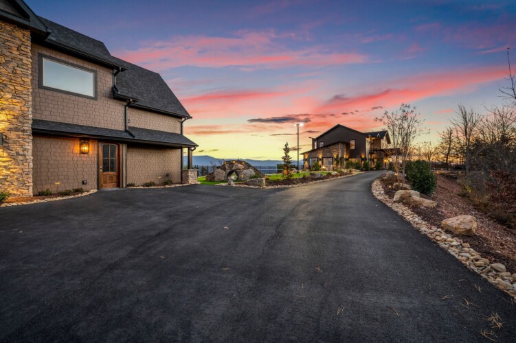 large cabin rentals in pigeon forge